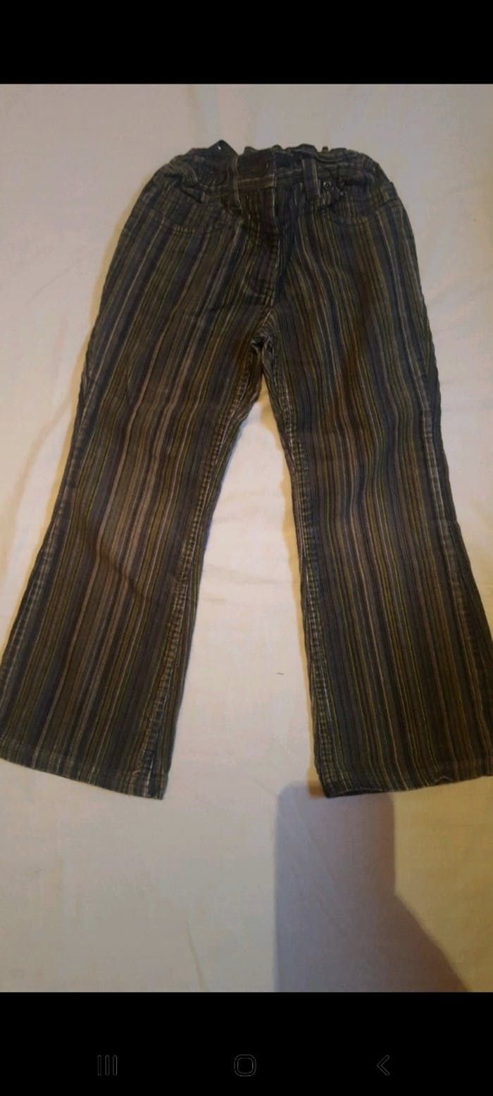 Superbe pantalon rayé vert 6 ans fille