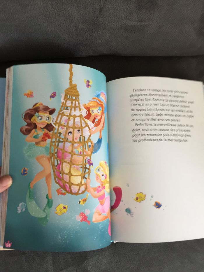 Livre fabuleuses histoires de princesse - photo numéro 2