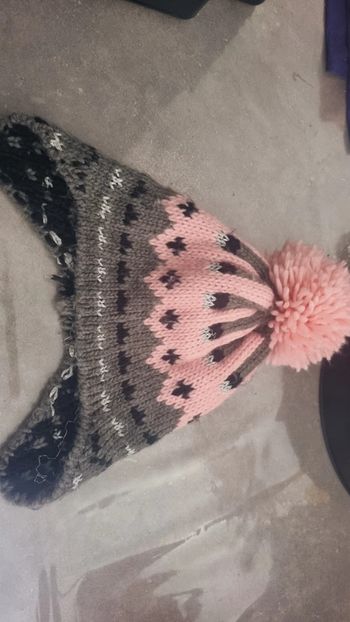 Bonnet z taille 8.10 ans