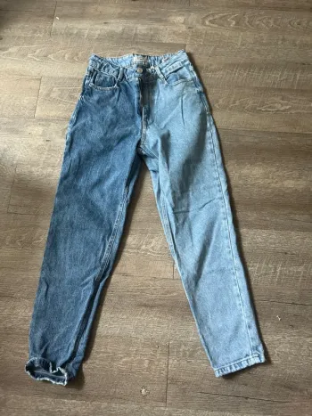 Jeans bi couleur