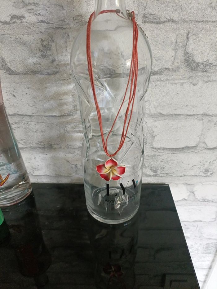 Collier été fleur de tiaré