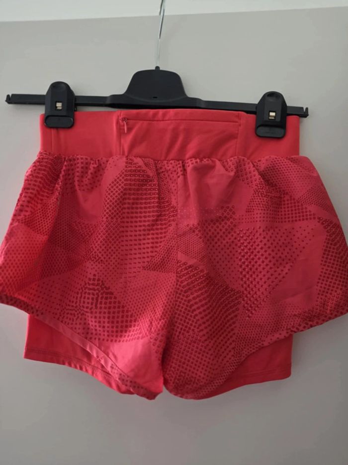 Short sport - photo numéro 2