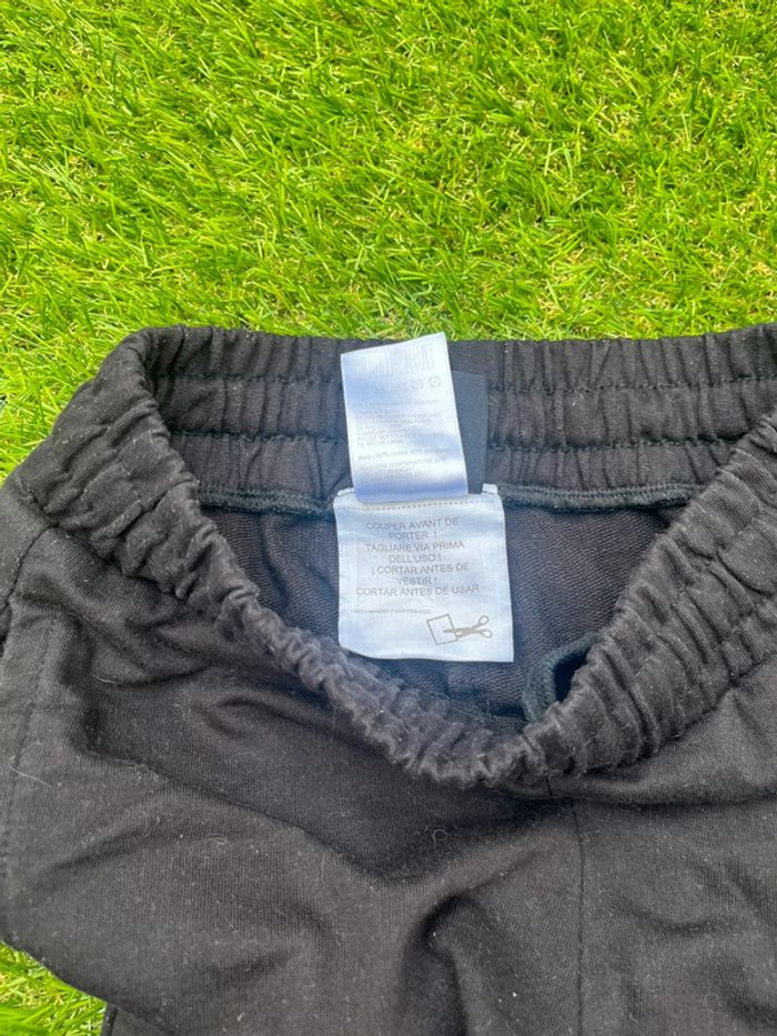 Très beau short airness taille 8 ans - photo numéro 6