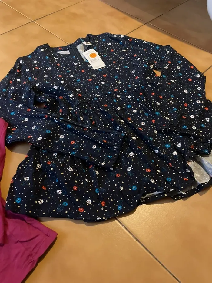 Lot 2 t shirts fille 12 ans - photo numéro 7