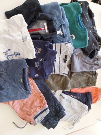 Lot 15 vêtements garçon 3 ans
