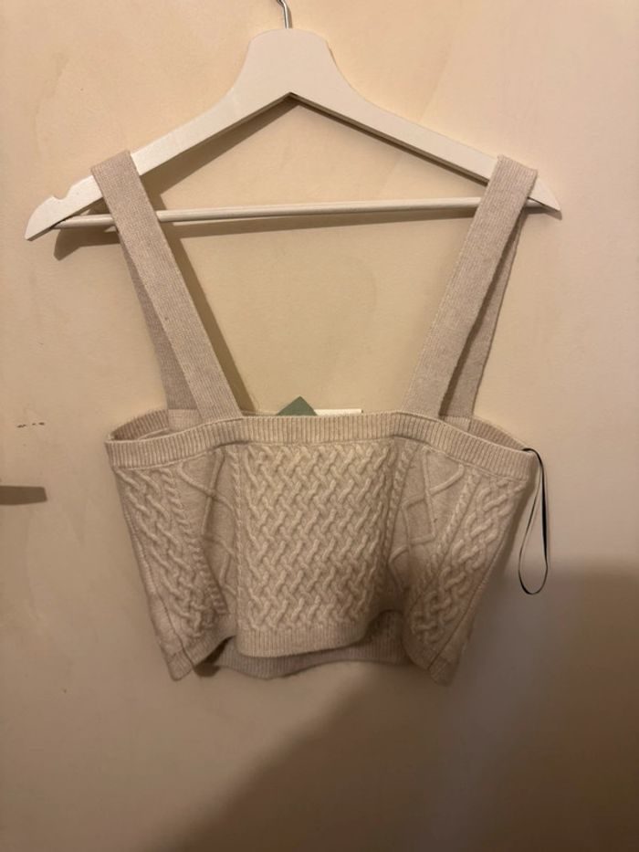 Débardeur crop top  façon tricot h et m beige torsadé taille l - photo numéro 3