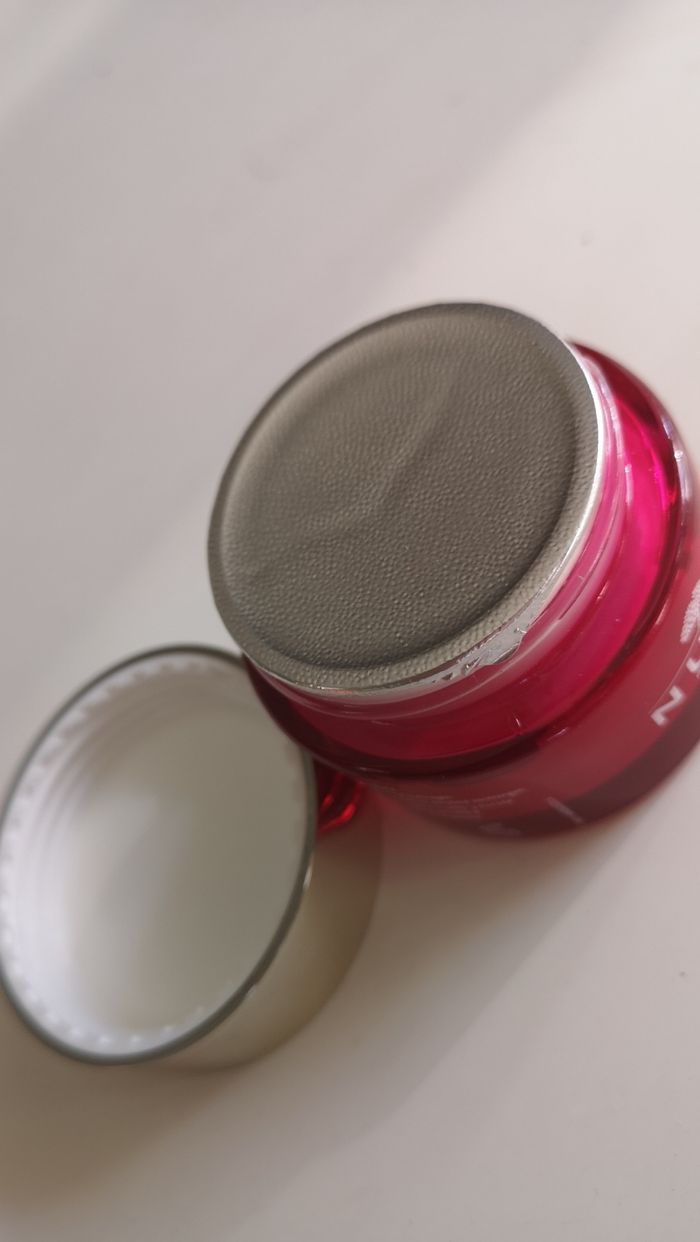 Crème poudrée effet liftant Merveillance Lift Nuxe - photo numéro 3