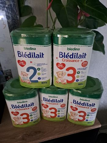Lot boîte de lait bledilait