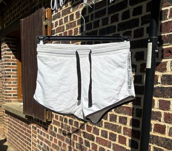🤍 Short blanc style sport – Taille XS (34)