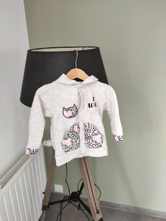 Sweat à capuche 18 mois