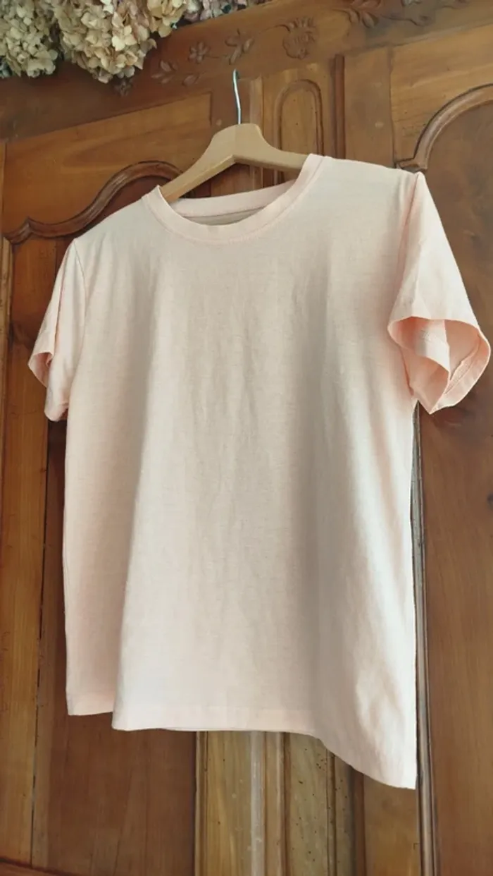 T shirt taille M - photo numéro 2