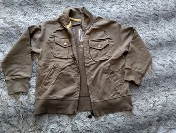 Veste zippée IDS taille 8 ans