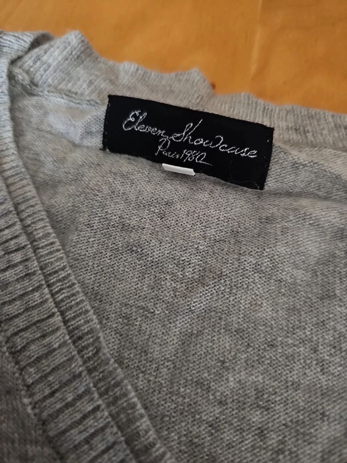 🔥Top qualité🔥Pull ElevenParis Col V T.XL💫👕 - photo numéro 2