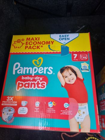 Pampers pants taille 7