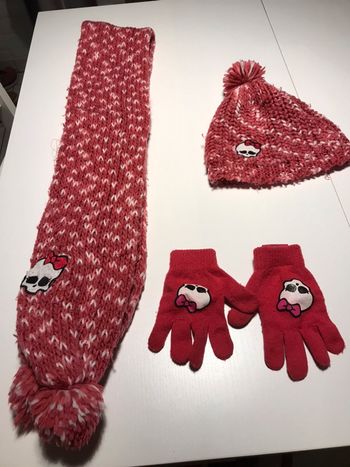 Lot écharpe gants bonnet
