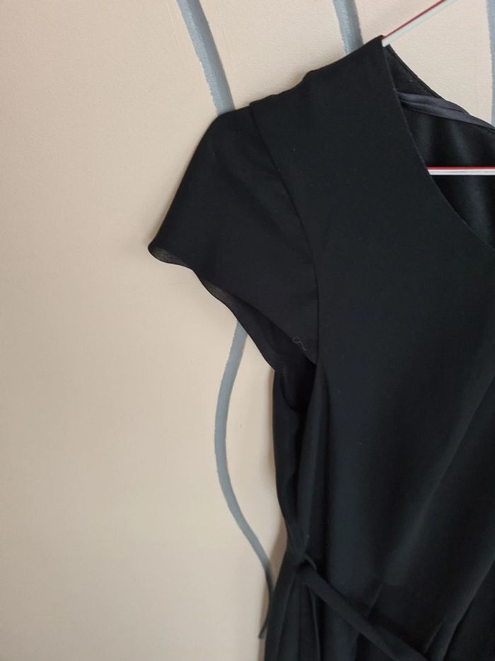 Robe noire camaieu 44 - photo numéro 4