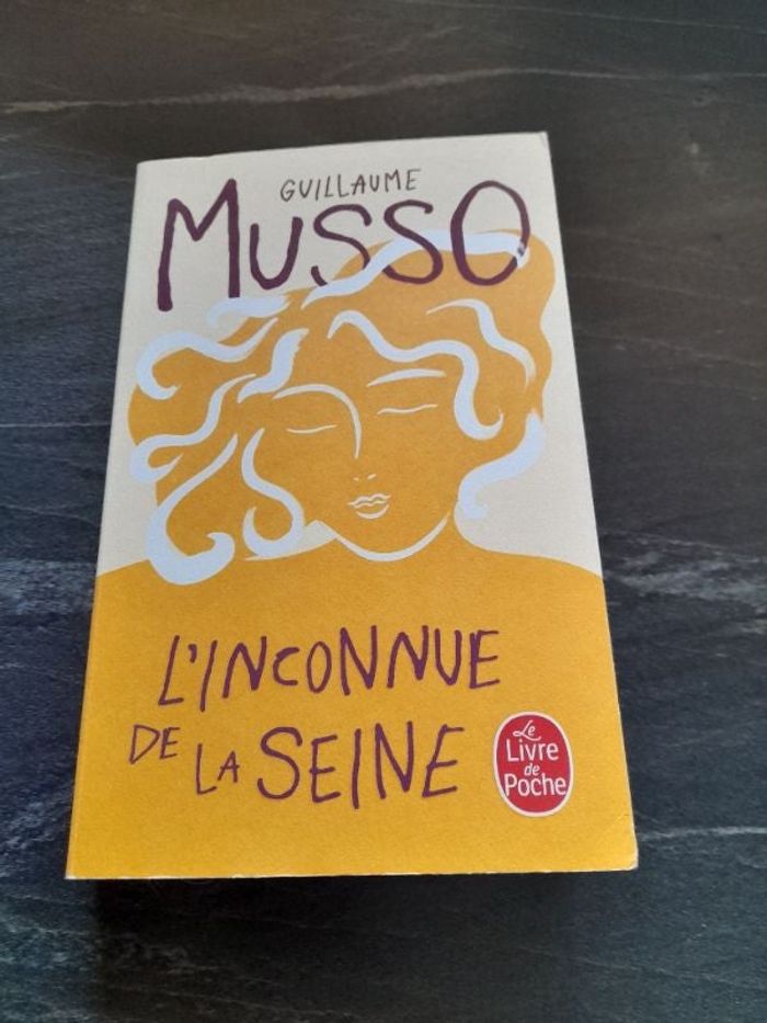 Musso Guillaume ou L'inconnue de la Seine .
