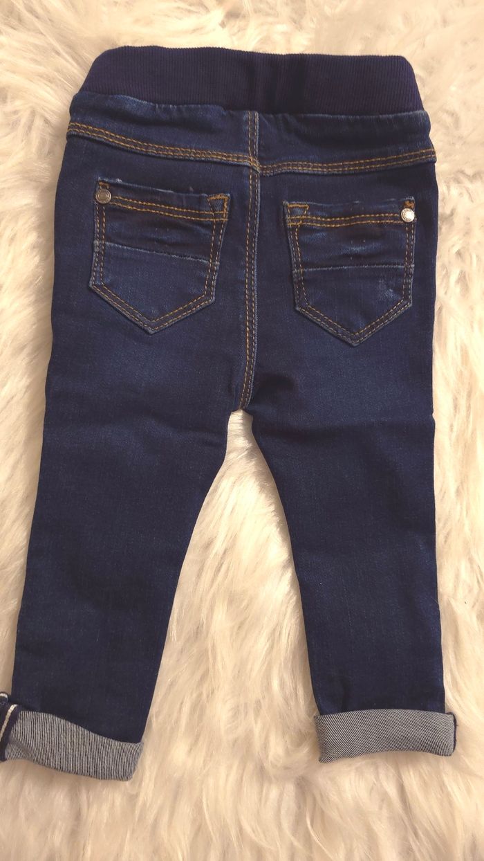 (Neufs non portés) 🏷🏷🥰😍💙 sweat et jeans 6 mois garçon 💙😍🥰 - photo numéro 7