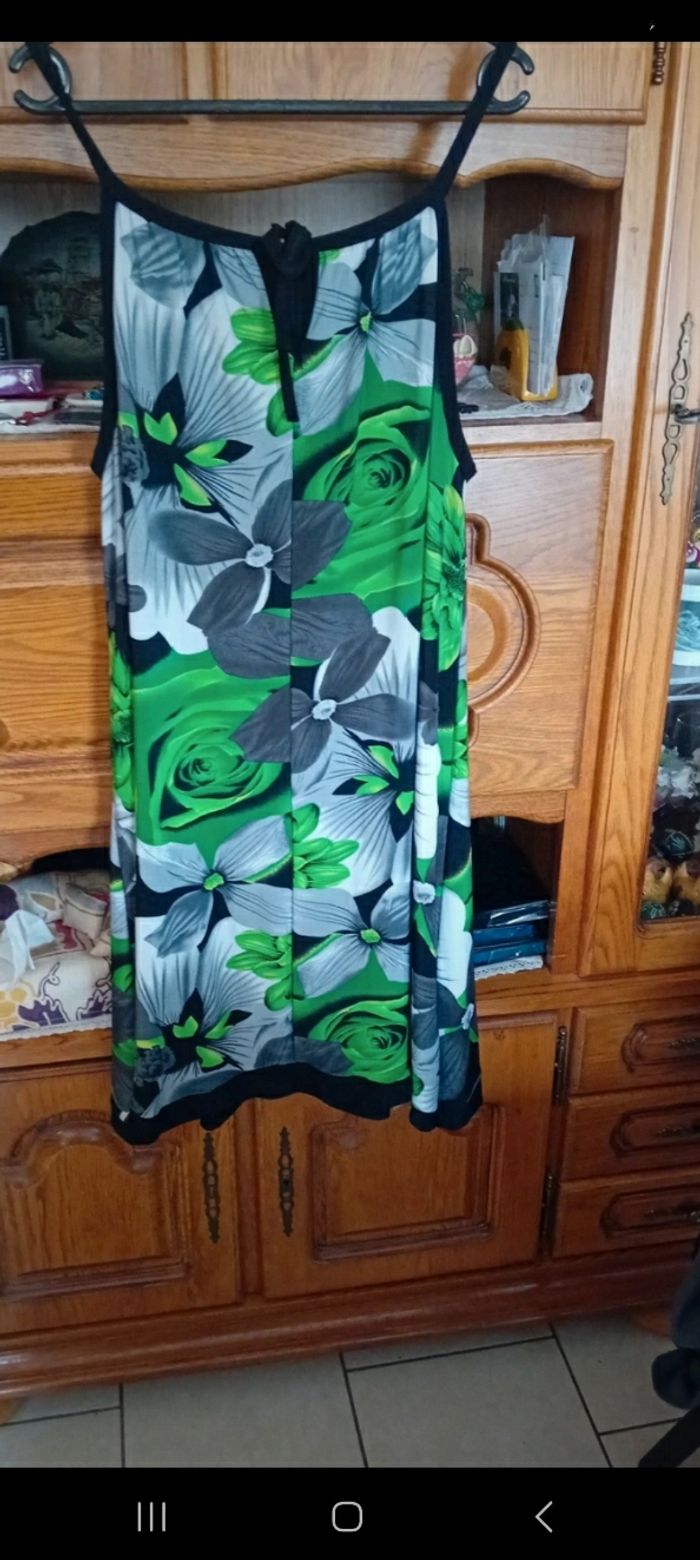 robe d'été à bretelle