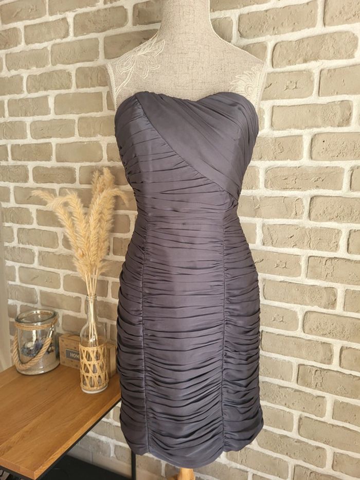 Belle robe bustier drapée gris satiné H&M - Comme neuve - photo numéro 11
