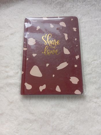 Cahier sous film Neuf