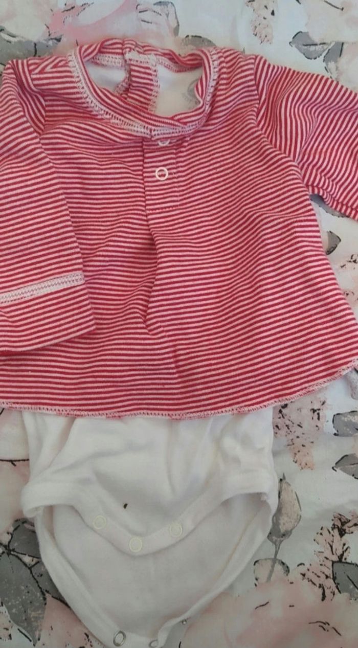Lot Vêtements Garçon 1 mois - photo numéro 2