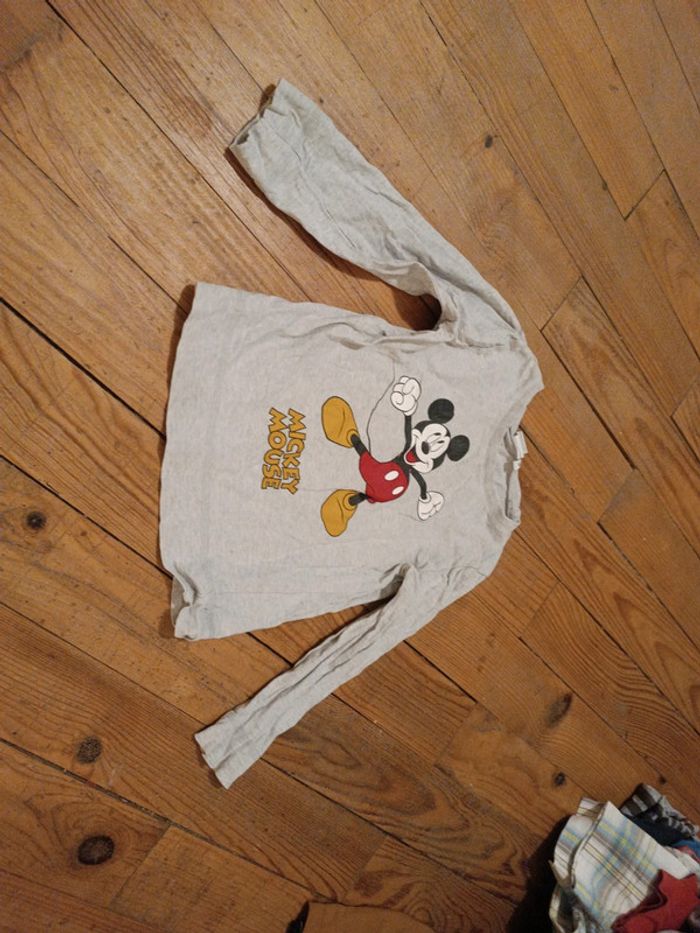 Haut manche longue mickey 5 ans
