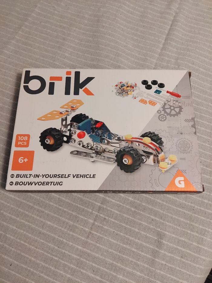 Véhicule à construire