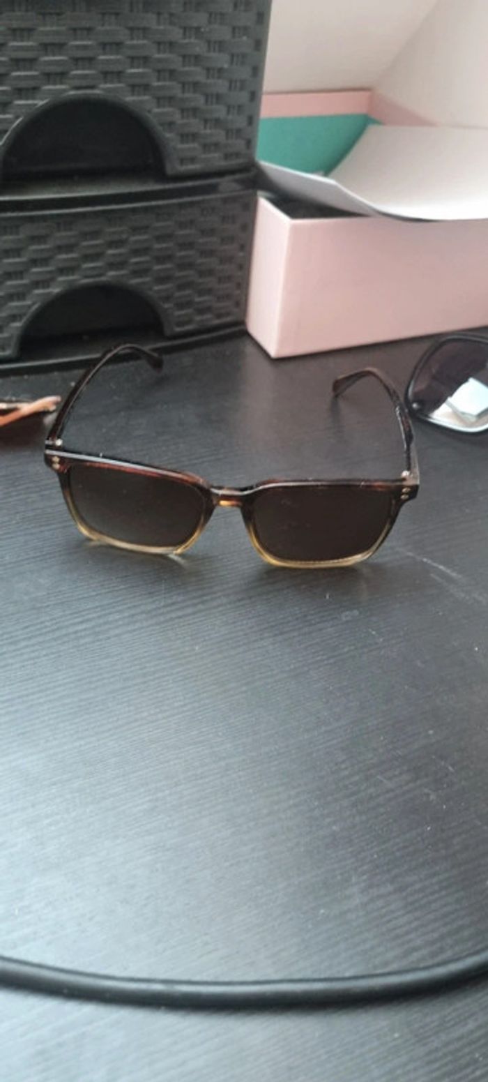 Lot de 3 paires de lunettes de soleil - photo numéro 7