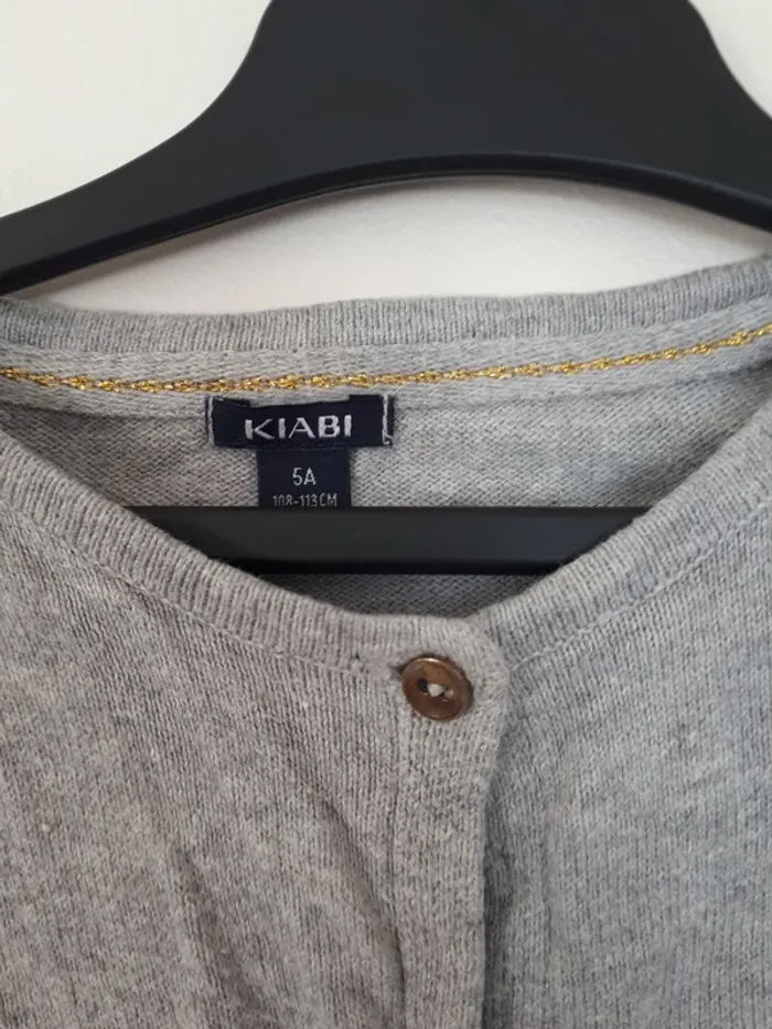 Gilet cardignan 5 ans - photo numéro 2