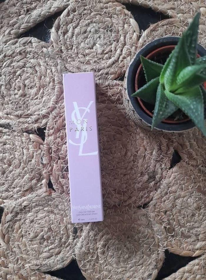 Parfum mon paris