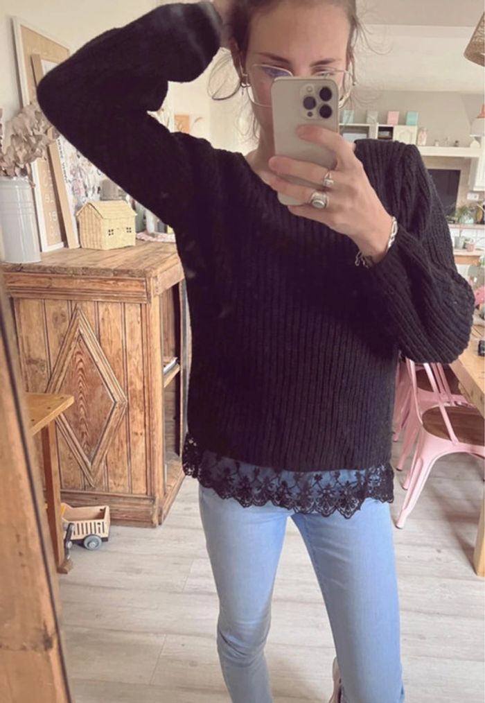 Pull noir femme avec dentelle - photo numéro 2