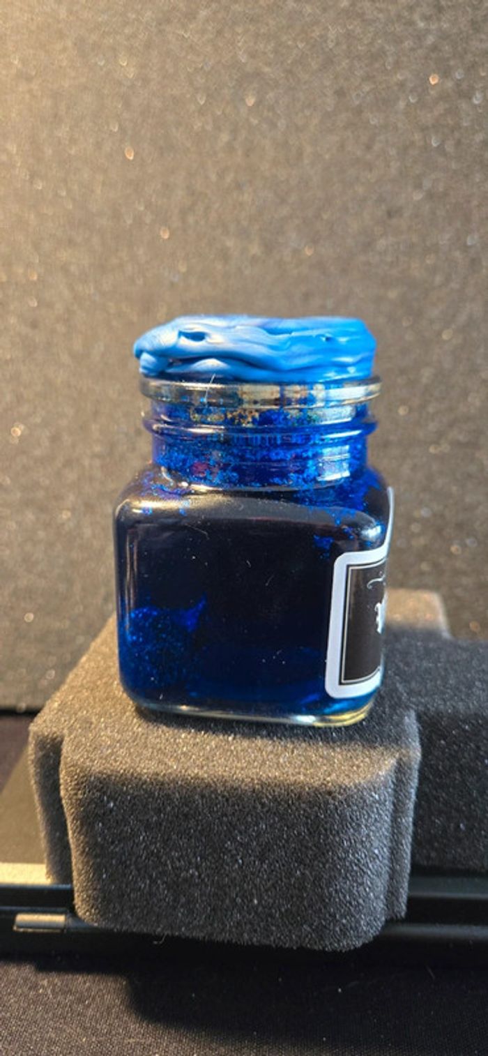 Potion magique de sorcière avec dé magique - photo numéro 4