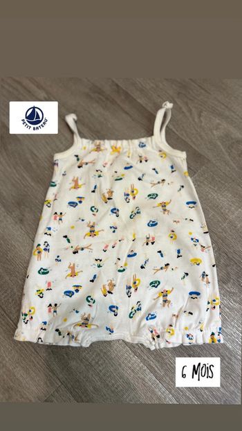 Combinaison Petit bateau taille 6 mois