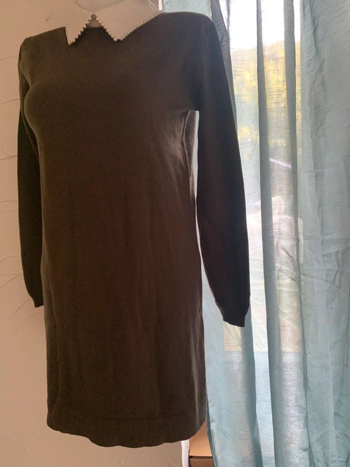 Robe pull Kilky taille M-L kaki perle au col blanc - photo numéro 6