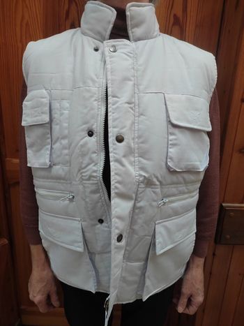 Doudoune de travail blanche sans manches