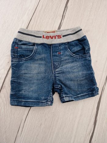 Short levis 12 mois