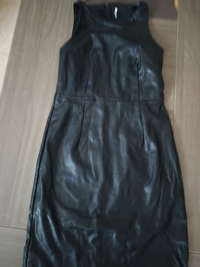 Vêtements  femmes - photo numéro 2