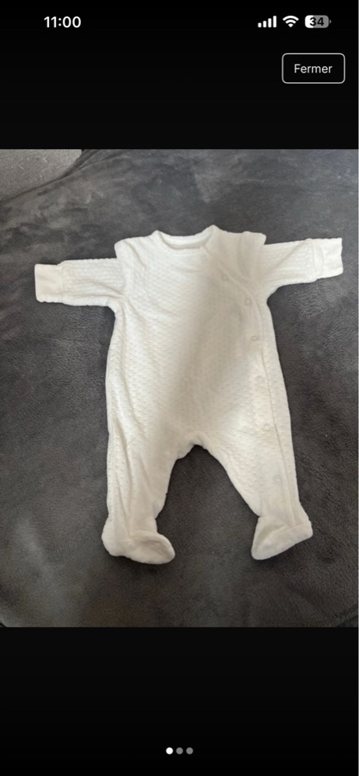 Pyjama taille 1 mois, neuf