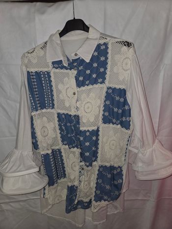 Chemise dentelle 