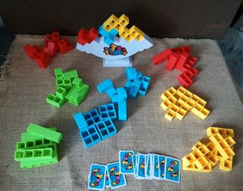 Jeu d'équilibre - Tetra Tower