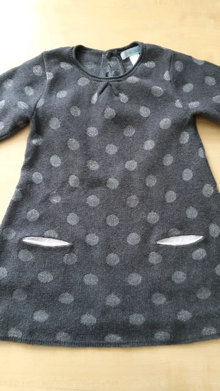 Robe obaidi