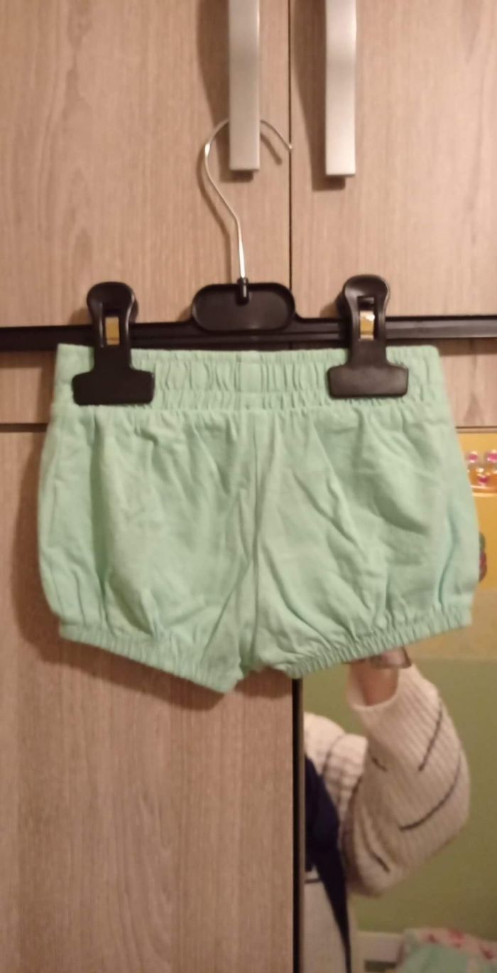 Short taille 74 (6/9 mois) - photo numéro 4