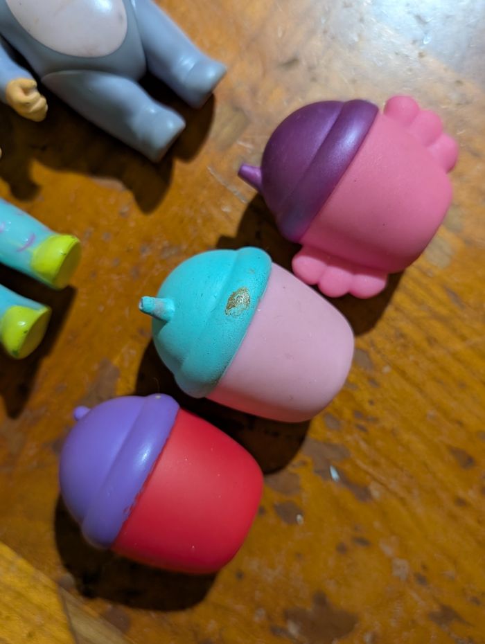 Lot de figurines cry babies - photo numéro 5