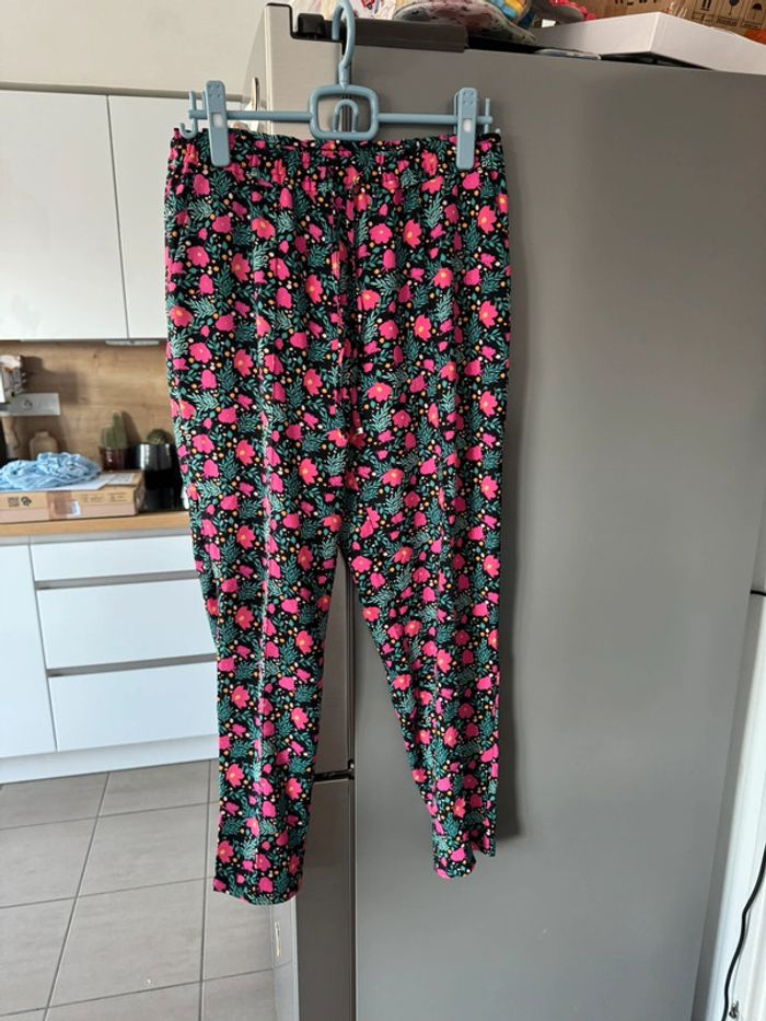 Pantalon fluide fleuri Kiabi