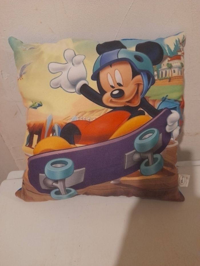 Coussin Mickey