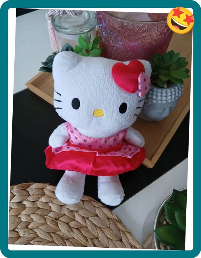 Péluche doudou Hello Kitty🌿💝 - photo numéro 2