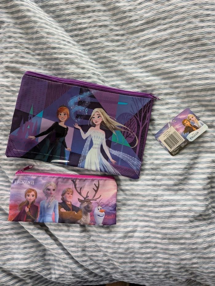 Lot de 2 trousses la Reines des neiges