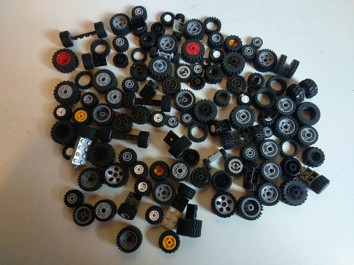110 roues pneus Lego