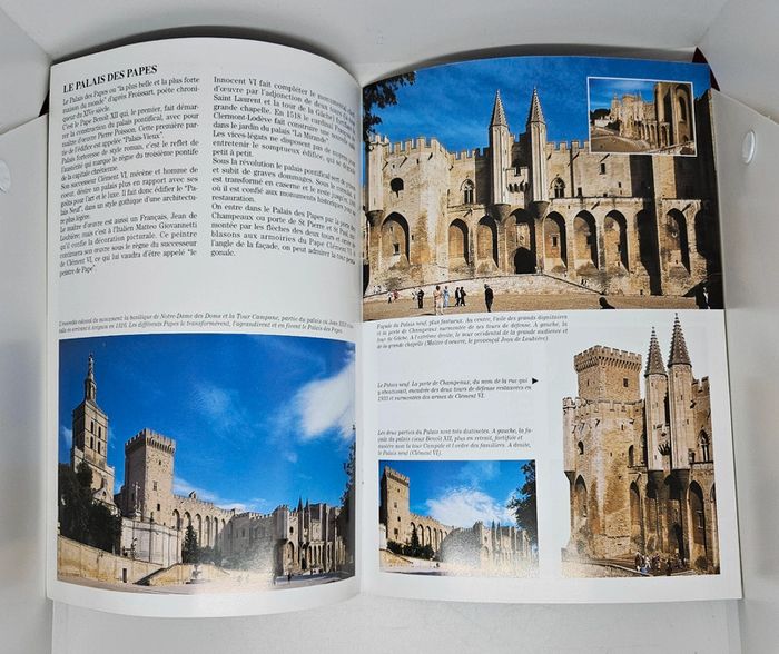 "Avignon".
32 pages.
ISBN : 978.2.84293.020.2 - photo numéro 3